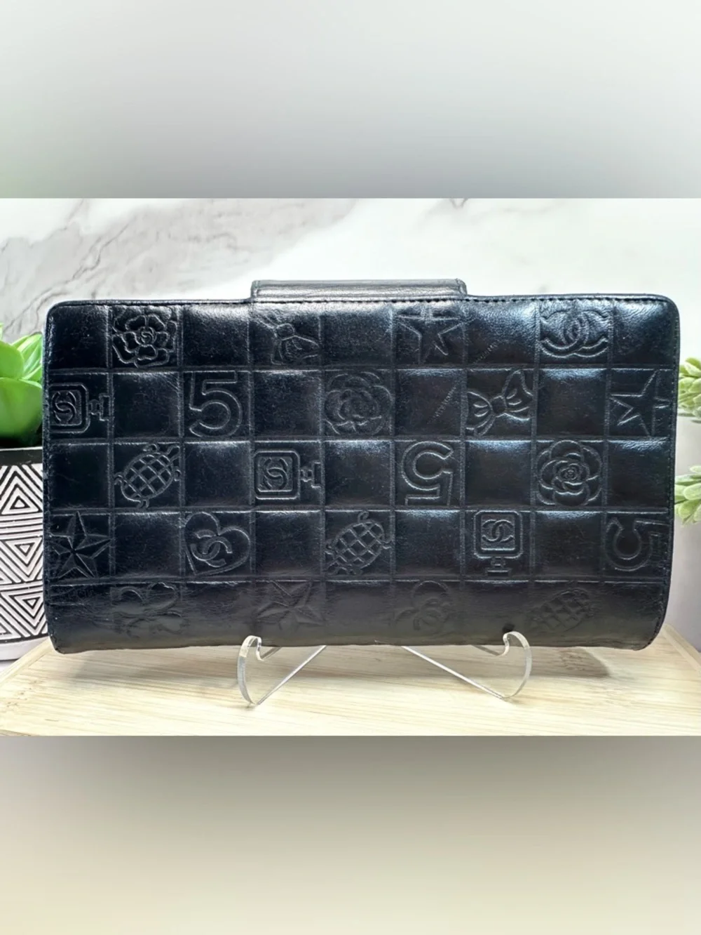 🖤Chanel Lucky Charms Black Leather Continental Wallet with COA